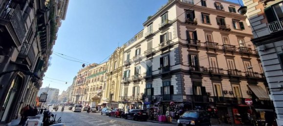 5 rooms Apartment in Naples, Italy No. 31535 25