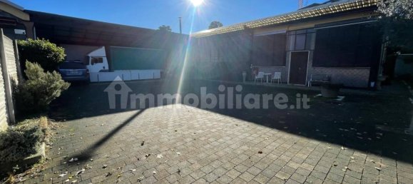 5-Zimmer Lagerhaus in Limbiate, Italy, Nr. 100469 9