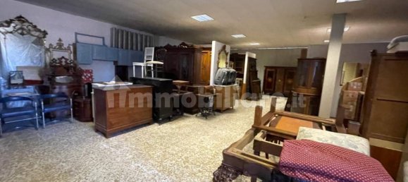 5-Zimmer Lagerhaus in Limbiate, Italy, Nr. 100469 12