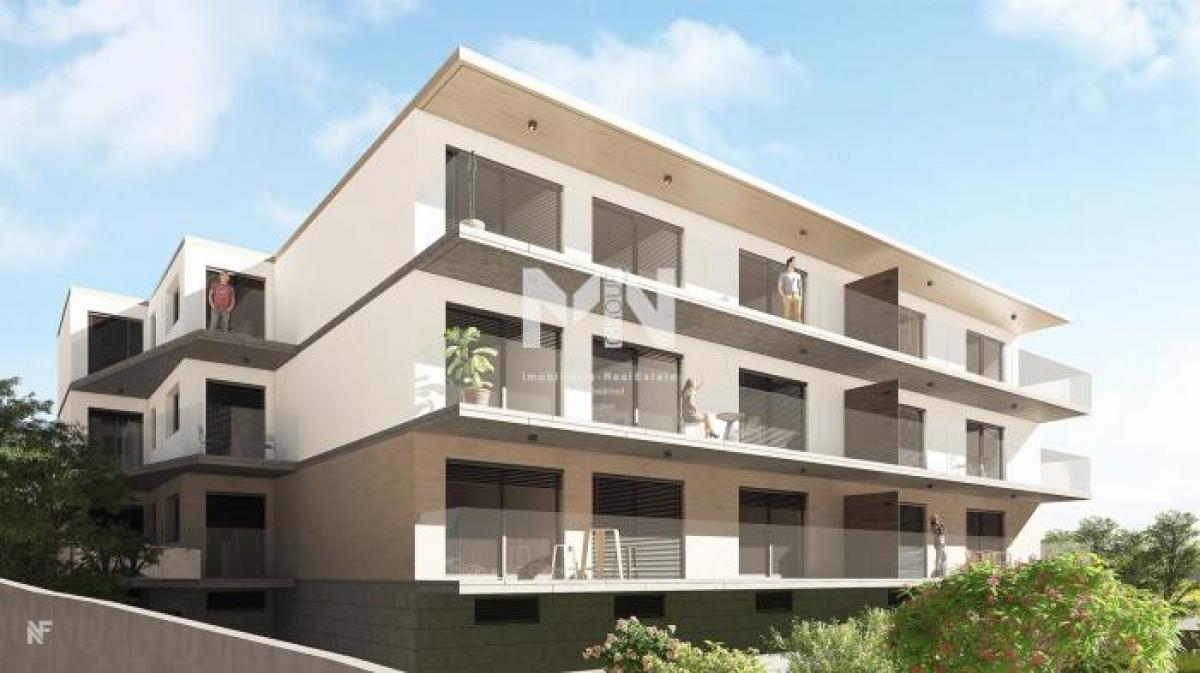 2 bedrooms Apartment in Funchal, Portugal No. 587