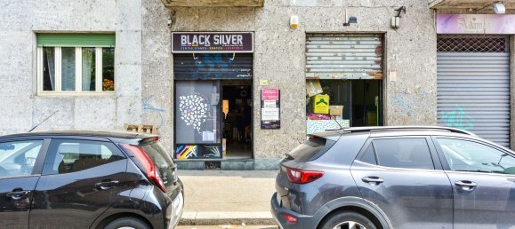 2 bedrooms Apartment in Turin, Italy No. 326859 2