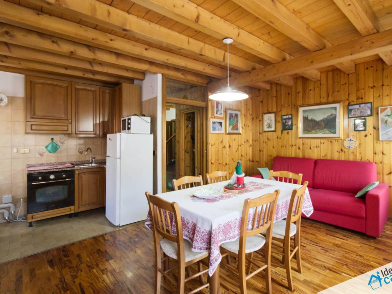 5 rooms House in Primiero San Martino di Castrozza, Italy No. 110004
