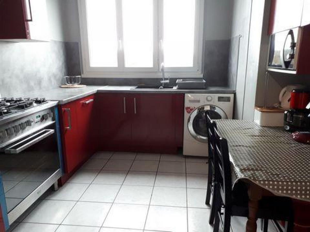 2 bedrooms Condo in Montmagny, France No. 32830