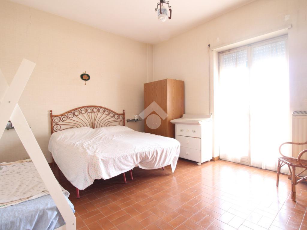 2 Schlafzimmer Wohnung in Pomezia, Italy, Nr. 329414