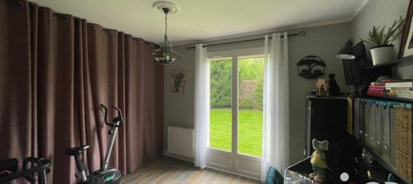 4 rooms House in Courtenay, France No. 242649 9