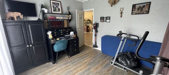 4 rooms House in Courtenay, France No. 242649 11