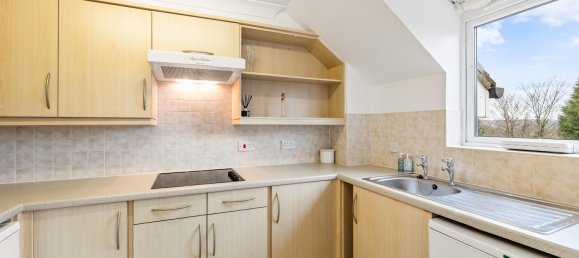 1 bedroom Apartment in East Grinstead, United Kingdom No. 1044 13