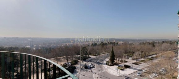 5 bedrooms Penthouse in Madrid, Spain No. 136988 32