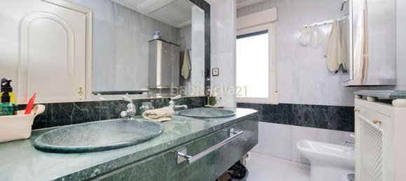 5 bedrooms Penthouse in Madrid, Spain No. 136988 27