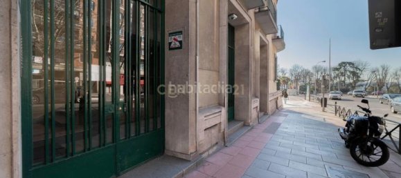 5 bedrooms Penthouse in Madrid, Spain No. 136988 31