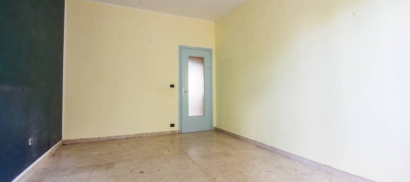 2 bedrooms Apartment in Turin, Italy No. 349896 10
