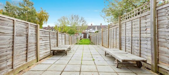 2 Schlafzimmer Haus in Watford, United Kingdom, Nr. 6065 12