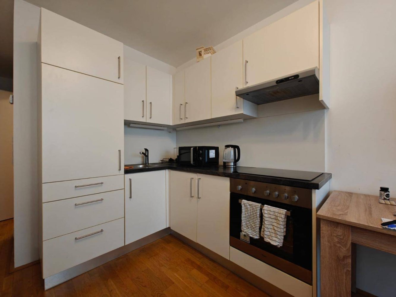 Apartamento de 1 dormitorio en Graz, Austria No. 233381