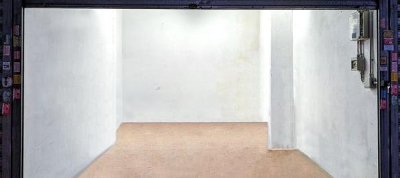 27m² Garage in Rome, Italy No. 252173 2