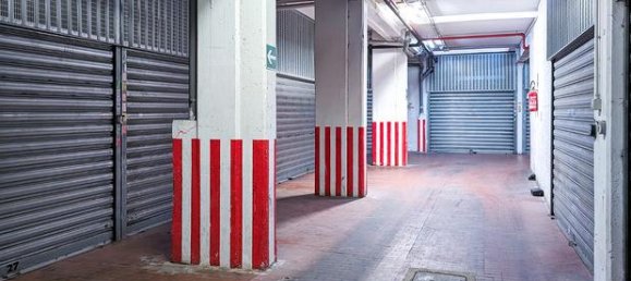 27m² Garage in Rome, Italy No. 252173 3