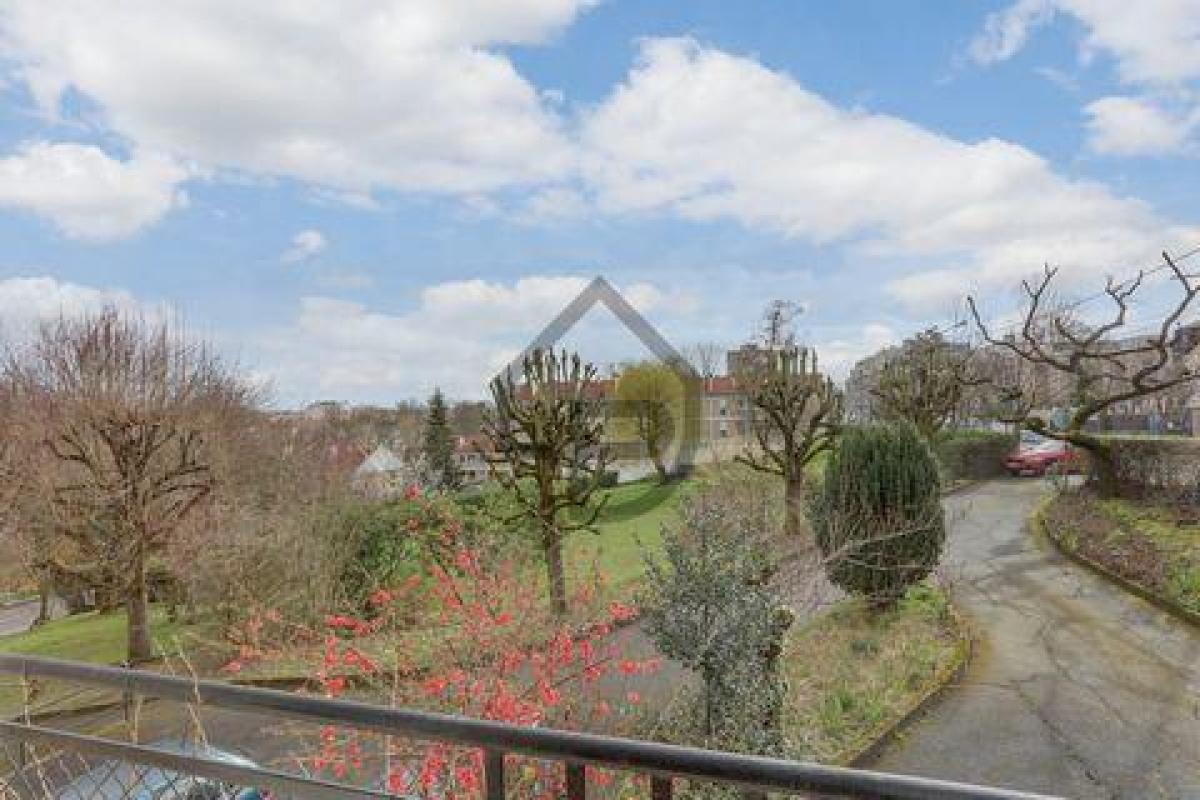 Condominio de 3 dormitorios en Montreuil, France No. 29450