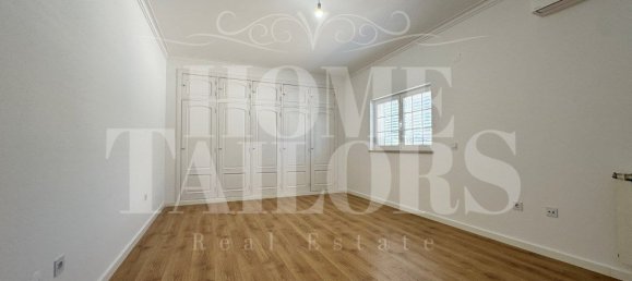 4 bedrooms House in Corroios, Portugal No. 132008 14