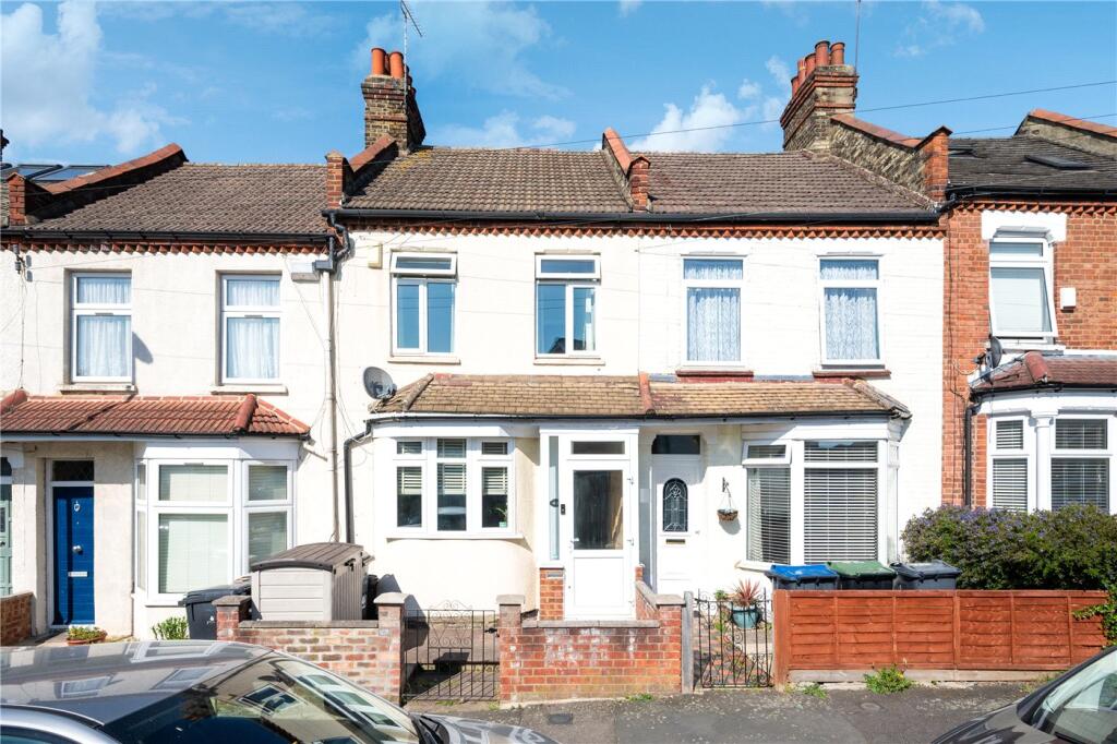 3 bedrooms House in Thornton Heath, United Kingdom No. 3572