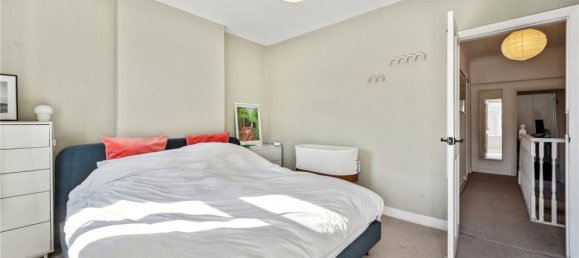3 bedrooms House in Thornton Heath, United Kingdom No. 3572 13