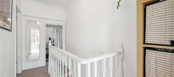 3 bedrooms House in Thornton Heath, United Kingdom No. 3572 12