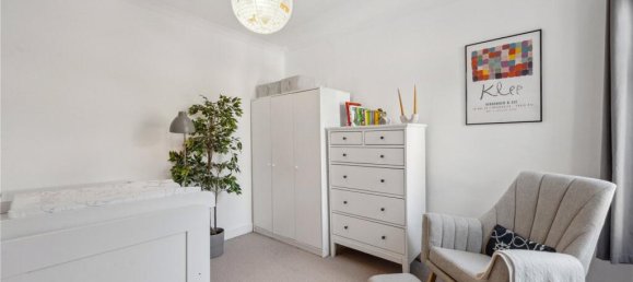 3 bedrooms House in Thornton Heath, United Kingdom No. 3572 9