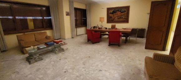 5-salle Appartement à Rome, Italy No. 200744 7