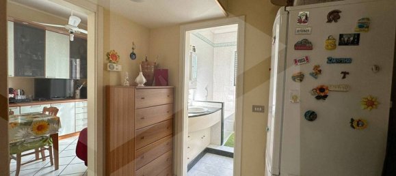 Квартира с 2 спальнями в Бари, Италия № 29147 8