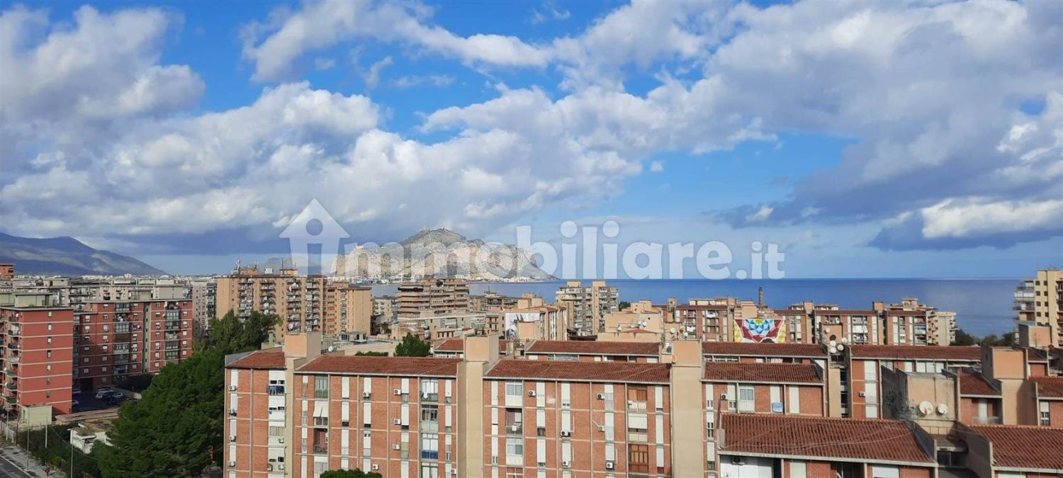 3 bedrooms Penthouse in Palermo, Italy No. 325486