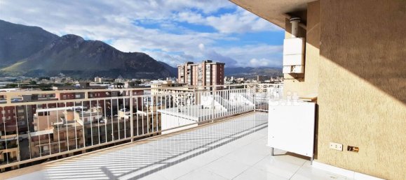 3 bedrooms Penthouse in Palermo, Italy No. 325486 10