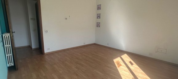 3-salle Appartement à Pomezia, Italy No. 299357 6