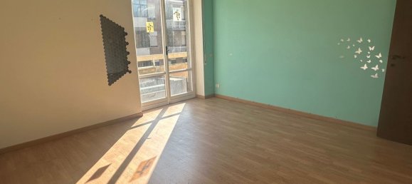 3-salle Appartement à Pomezia, Italy No. 299357 4