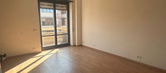 3-salle Appartement à Pomezia, Italy No. 299357 8