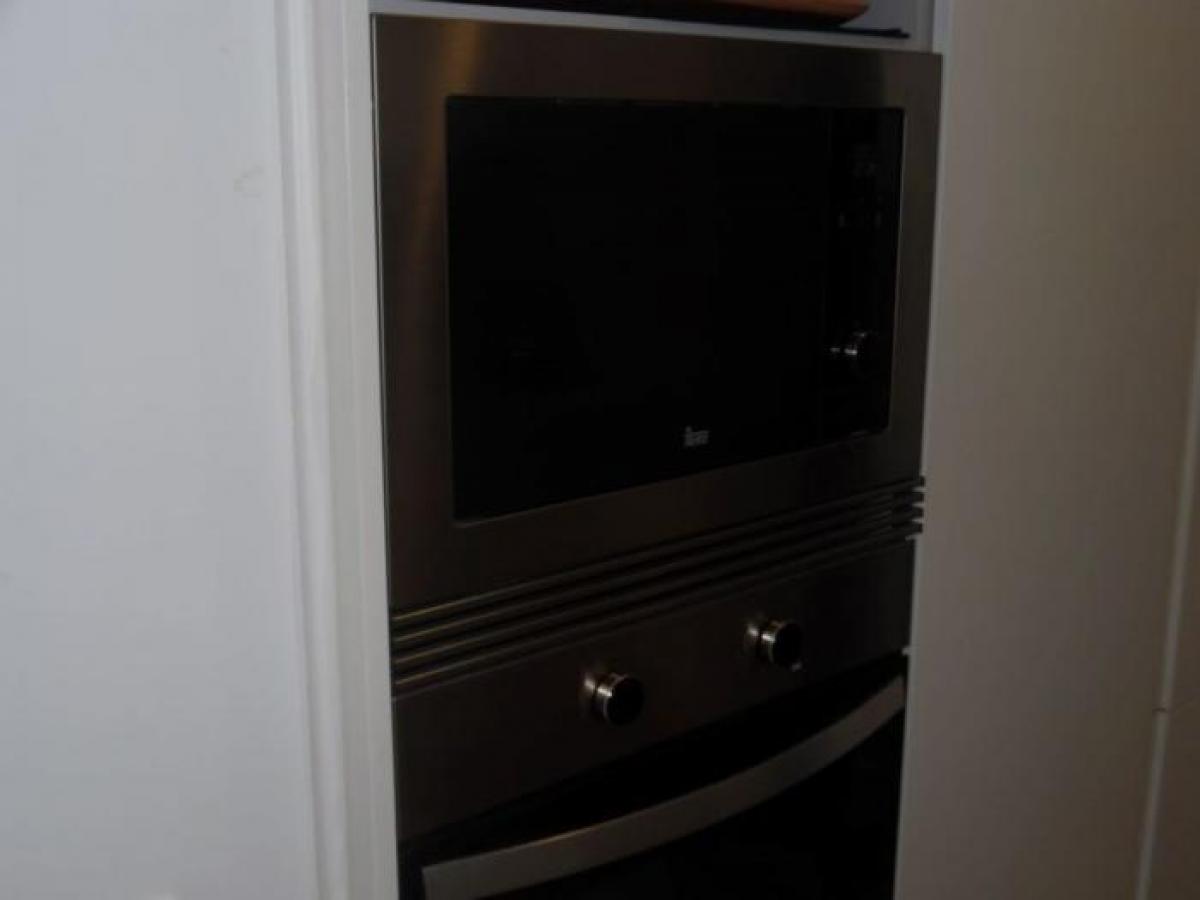 Studio in Lisbon, Portugal No. 5672