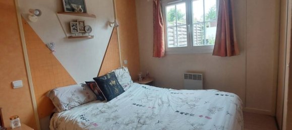 2 bedrooms House in Le Chatelet-en-Brie, France No. 333179 3