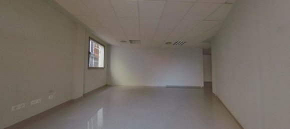  مكتب في Leon, Spain 150متر مربع رقم 65732 12