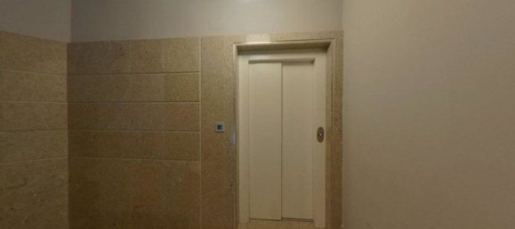  مكتب في Leon, Spain 150متر مربع رقم 65732 16