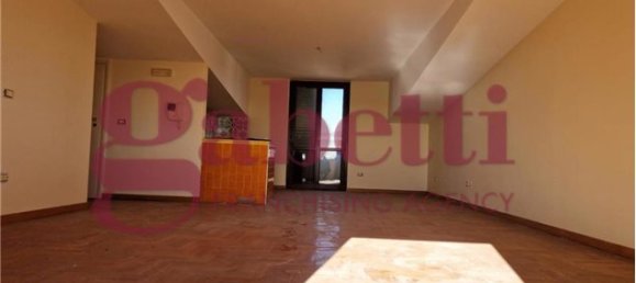 3-Zimmer Wohnung in Portico di Caserta, Italy, Nr. 105834 13