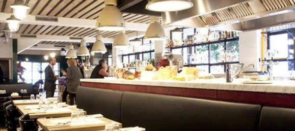 Propriété commerciale à Lucca, Italy 180m² No. 62730 9