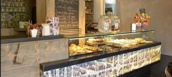 Propriété commerciale à Lucca, Italy 180m² No. 62730 7