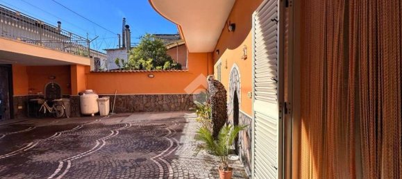 2 bedrooms House in Cesa, Italy No. 62926 4