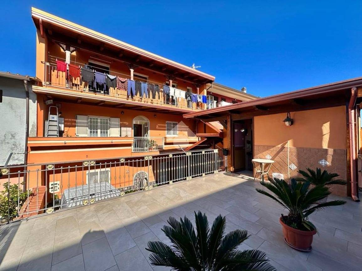 2 bedrooms House in Cesa, Italy No. 62926