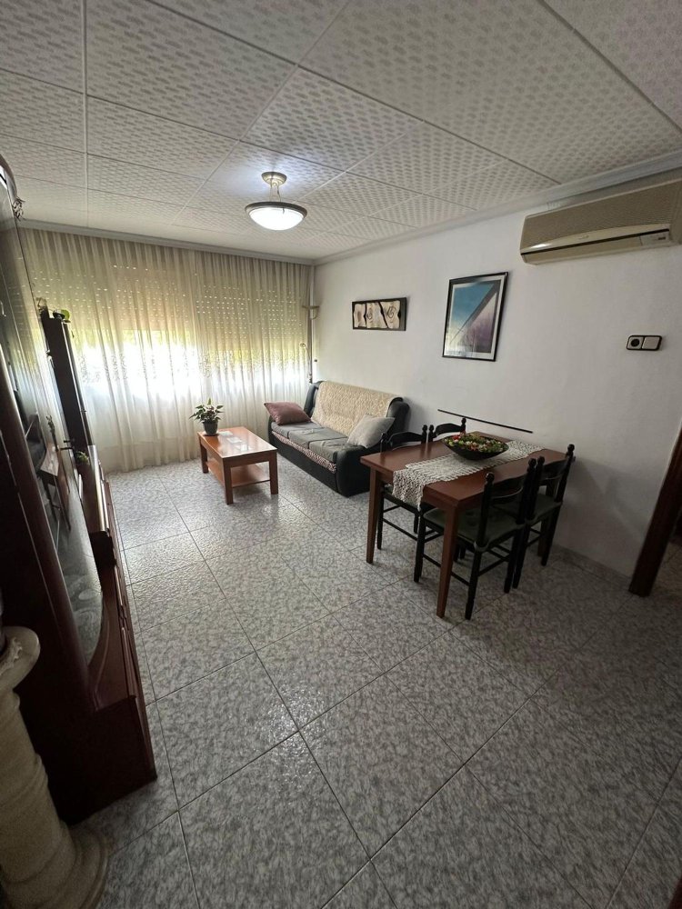 3 Schlafzimmer Wohnung in Cornella De Llobregat, Spain, Nr. 197526