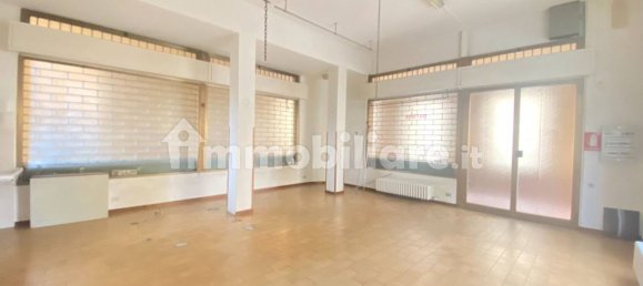 1 room Commercial property in Pessano con Bornago, Italy No. 151509 5