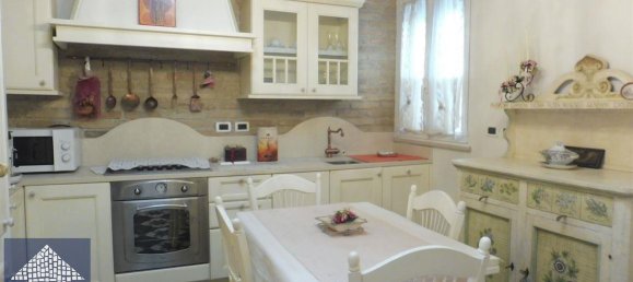 Villa de 5 divisões em Ravenna, Italy N.º 41219 18