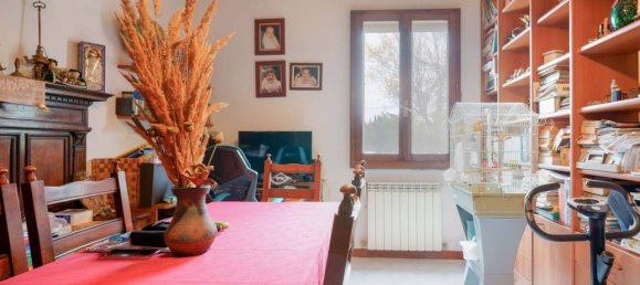 4-Zimmer Wohnung in Bologna, Italy, Nr. 25362 17