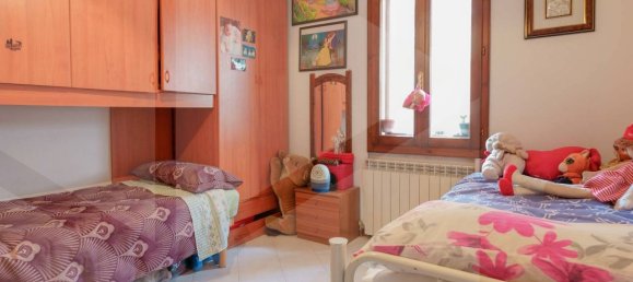 4-Zimmer Wohnung in Bologna, Italy, Nr. 25362 35