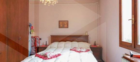 4-Zimmer Wohnung in Bologna, Italy, Nr. 25362 38