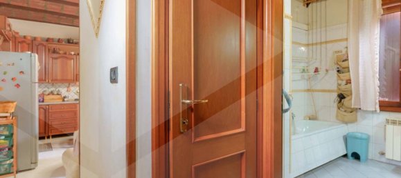 4-Zimmer Wohnung in Bologna, Italy, Nr. 25362 26