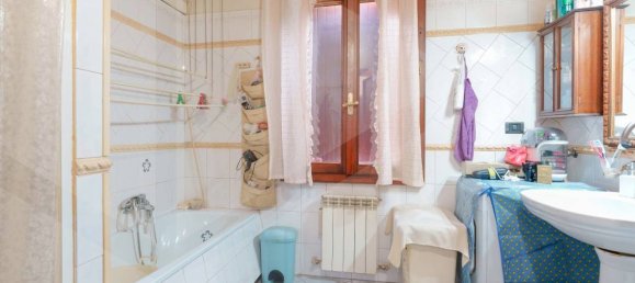 4-Zimmer Wohnung in Bologna, Italy, Nr. 25362 14