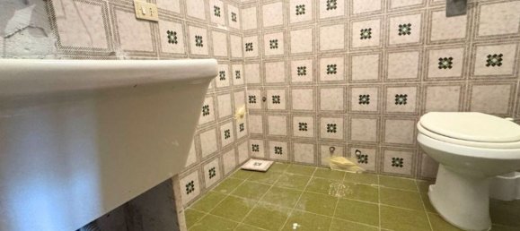 5-salle Appartement à Partinico, Italy No. 51349 12